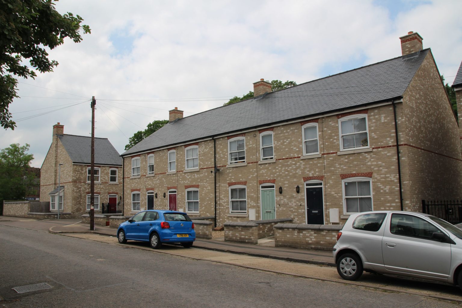 New Victorian-style houses in Ditton Walk (west side)