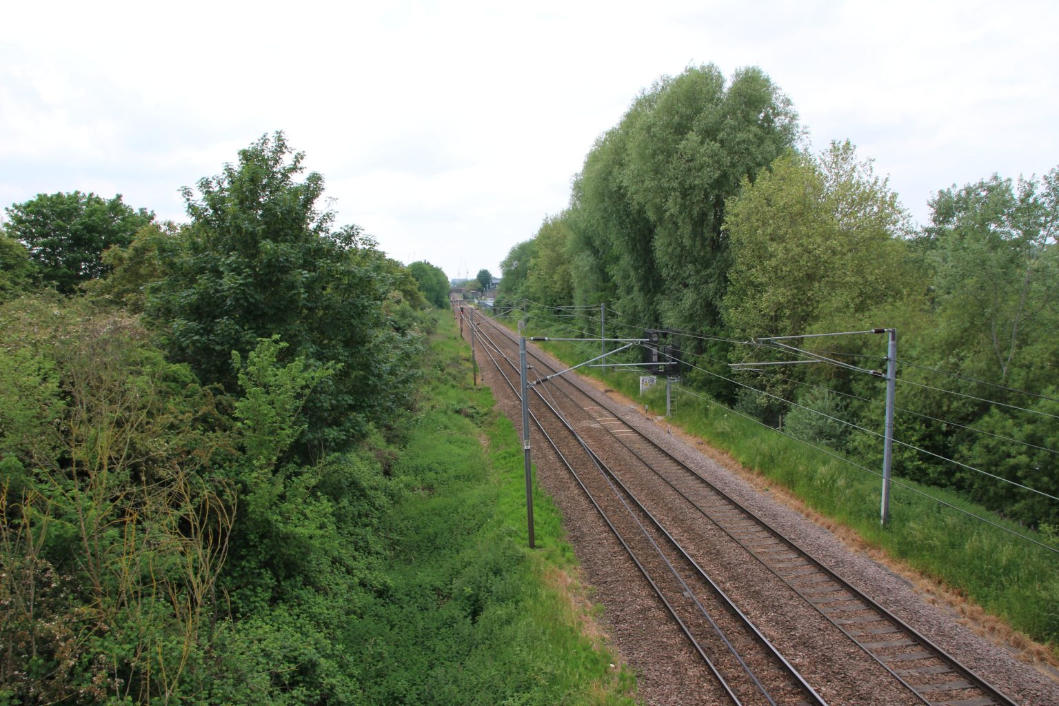 Railway looking south from footbridge between Ditton Meadows and Stourbridge Common
