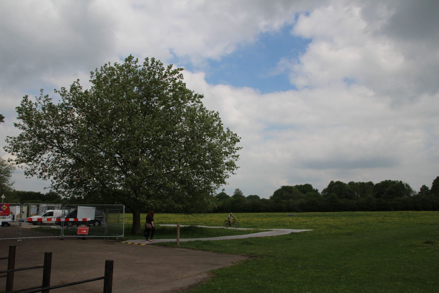 Coldham's Lane entrance to Coldham's Common