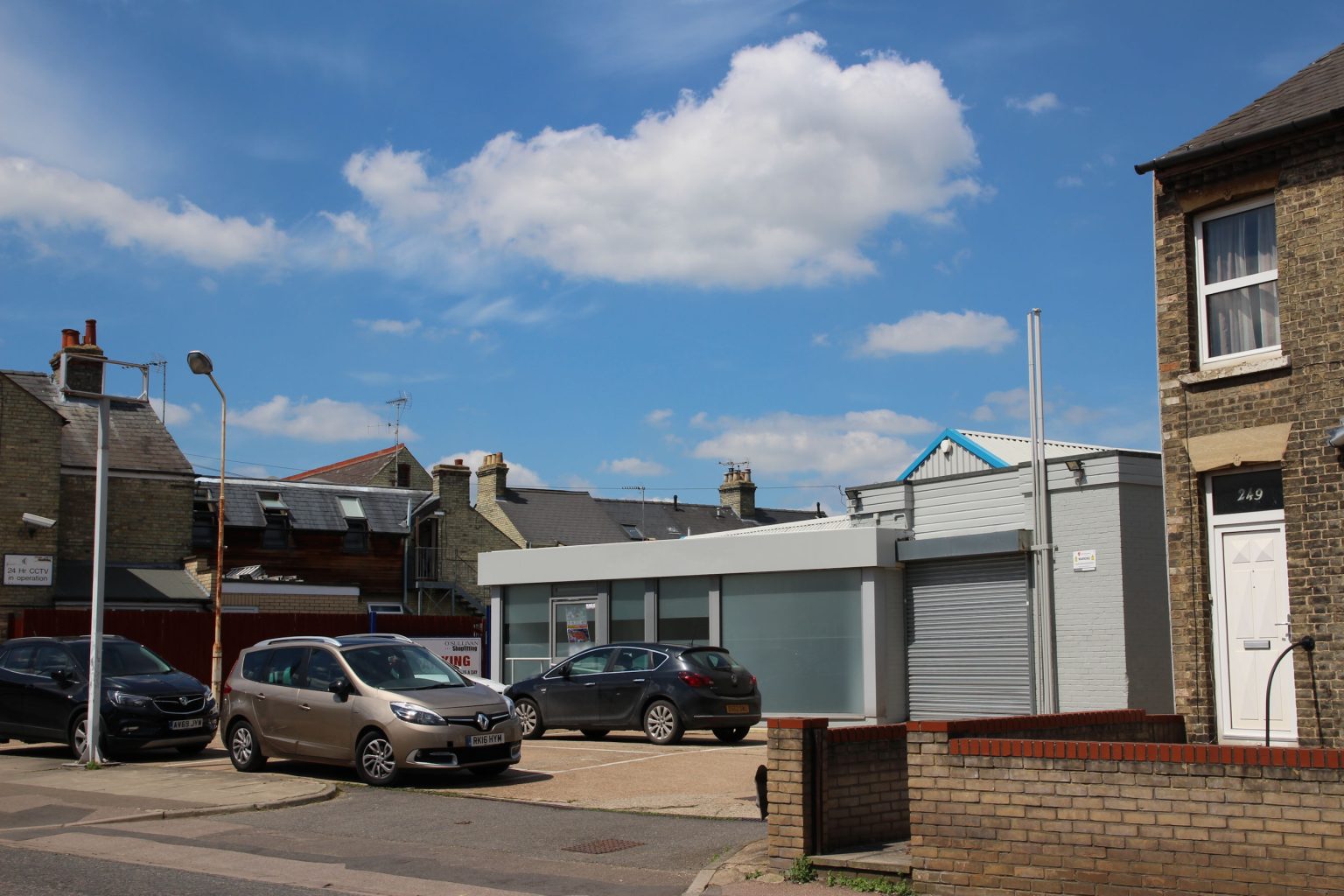 Avis Car Rental, Mill Road