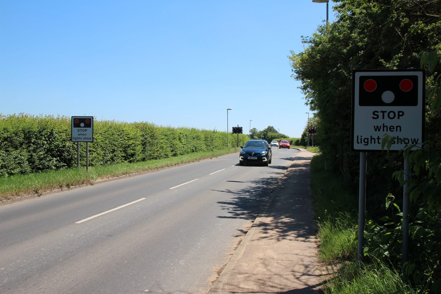 View back east along Coldham's Lane