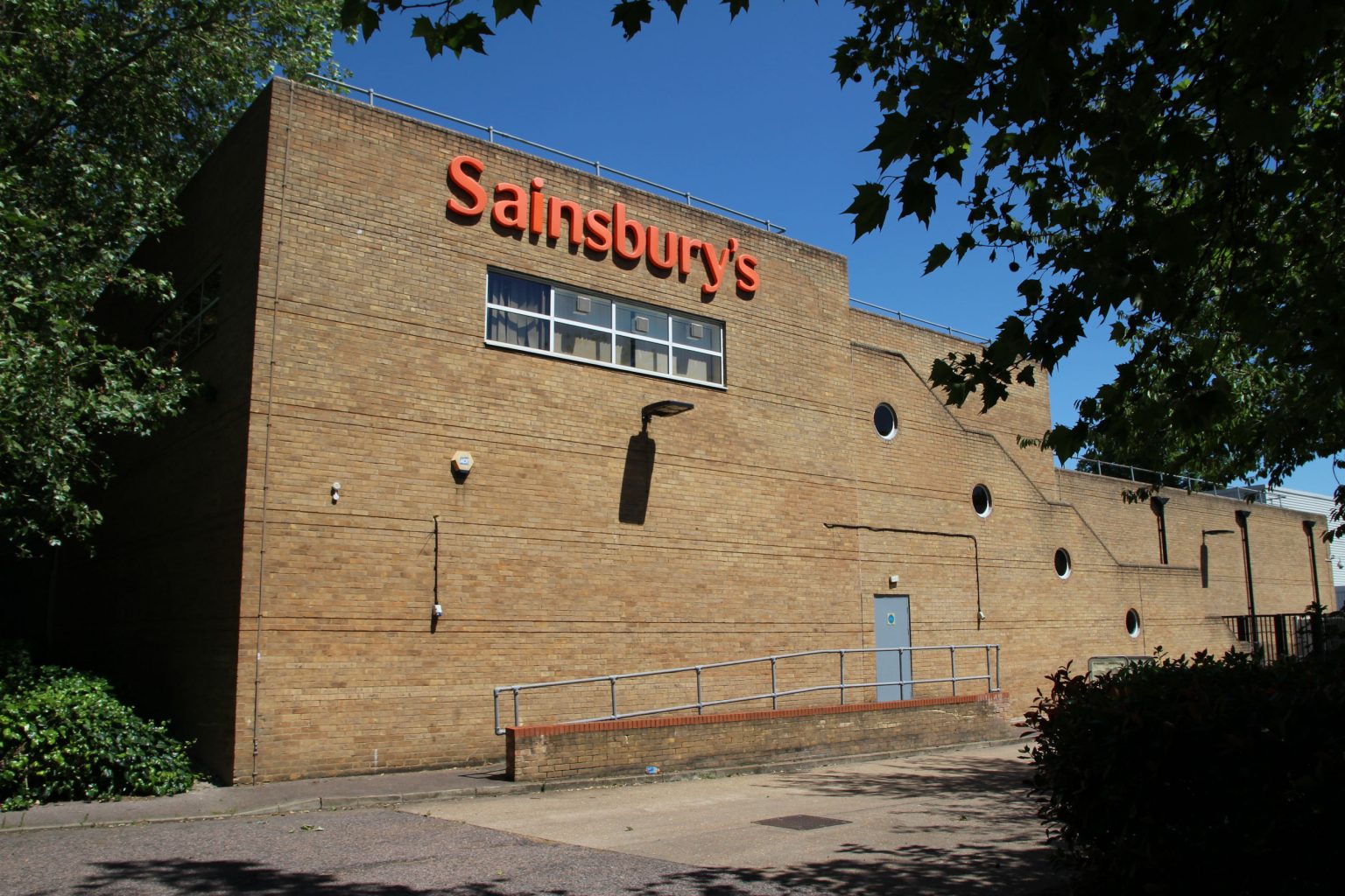 Sainsbury's rear view from Brooks Road