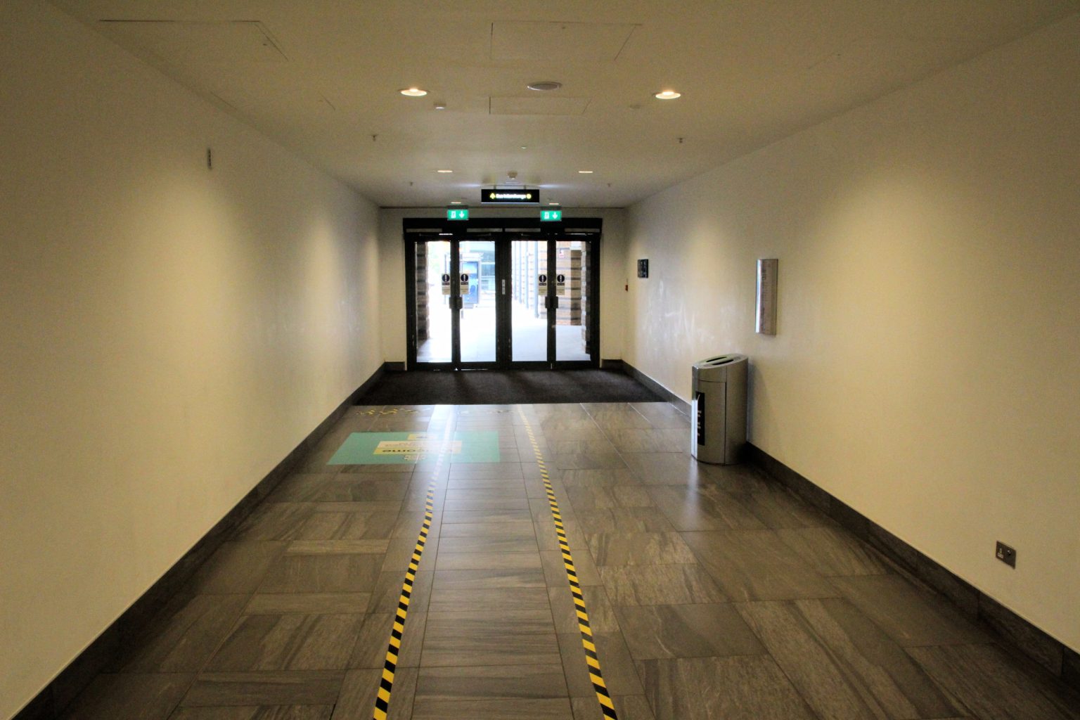 Grafton Centre East Road entrance corridor