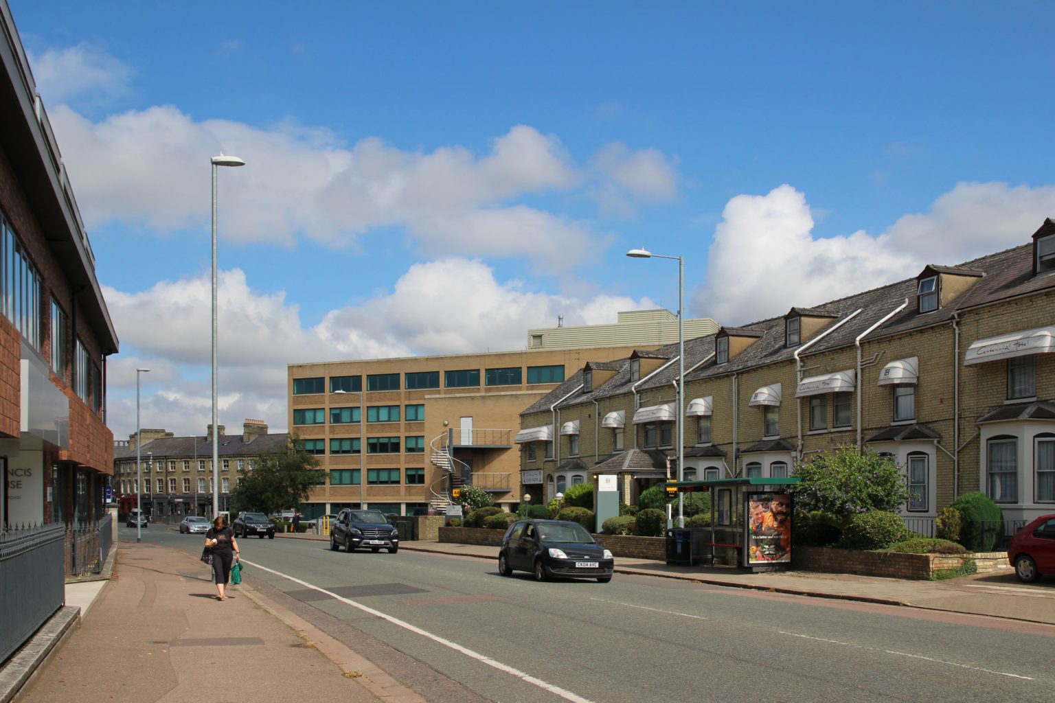 Hills Road approaching Station Road