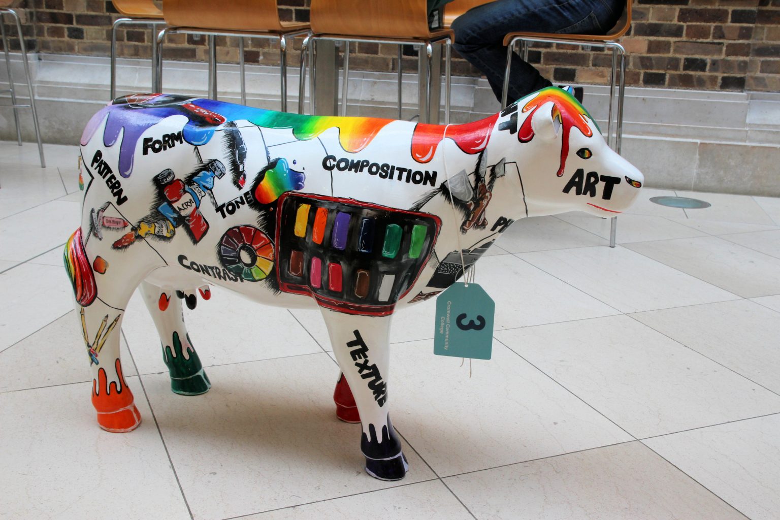 Mini-Moo 3 "Art Mooterials"