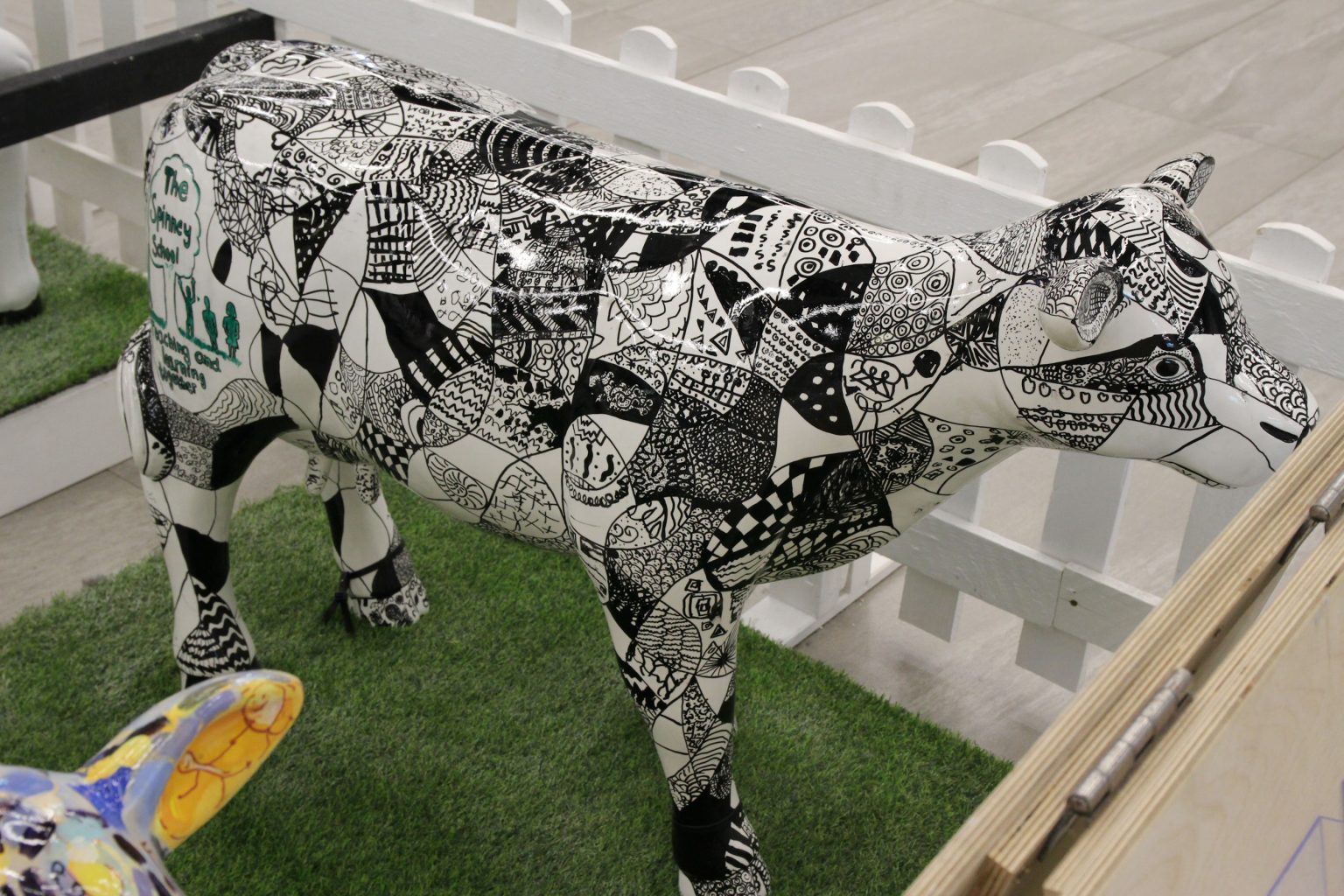 Mini-Moo 35 "Commoonity Cow"
